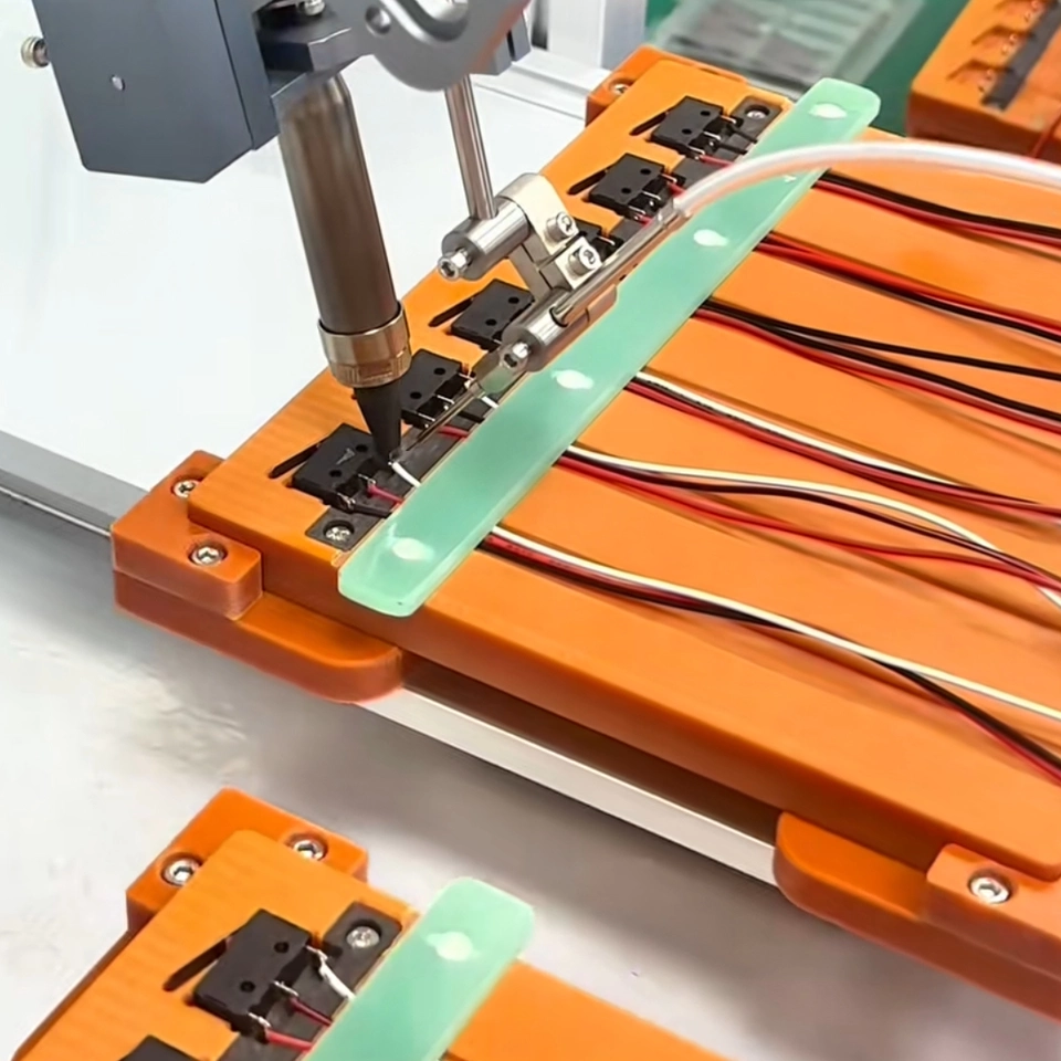 Three/Four-Axis Dual-Station High-Power Automatic Soldering Robot - Image 8